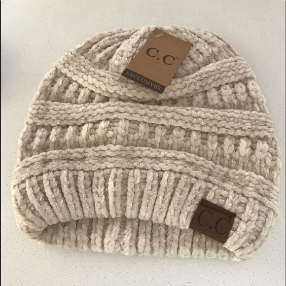🎁One Left - Gray 🎁C.C Chenille Beanie - Picture 8 of 8